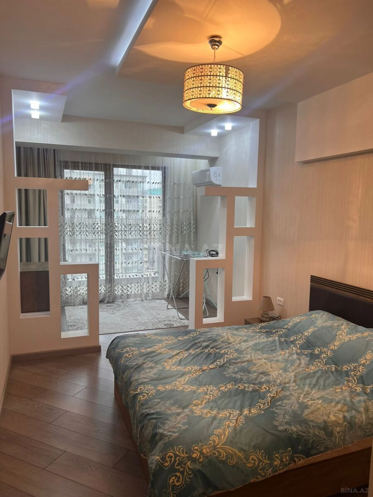 Kirayə verilir 2 otaqlı mənzil 75 m²