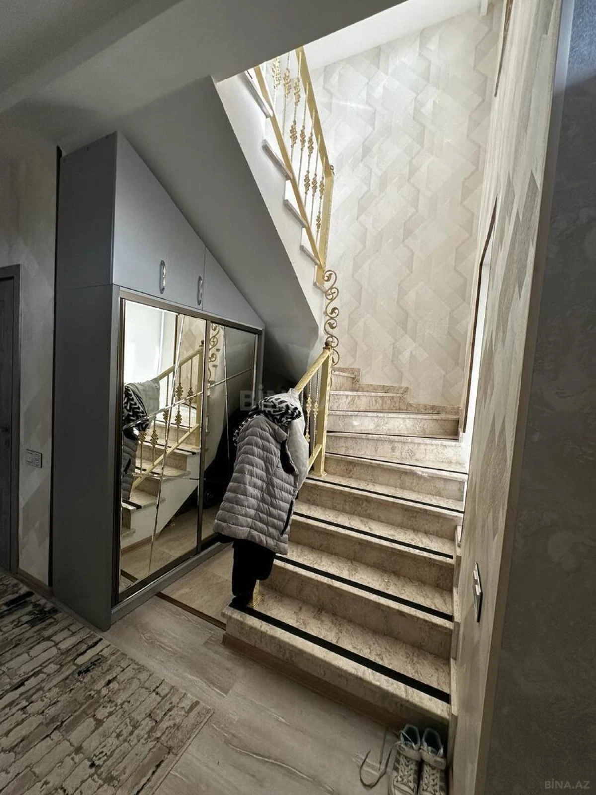 Satılır 4 otaqlı həyət evi 200 m²