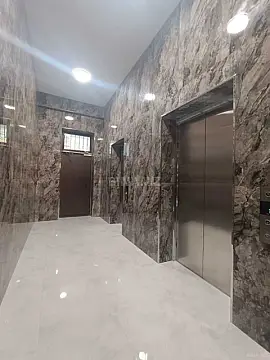 Satılır 2 otaqlı mənzil 71 m²