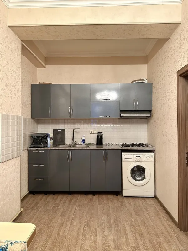 Satılır 2 otaqlı mənzil 68 m²