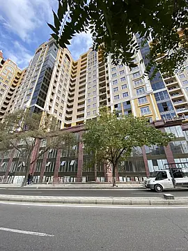 Satılır 2 otaqlı mənzil 68 m²