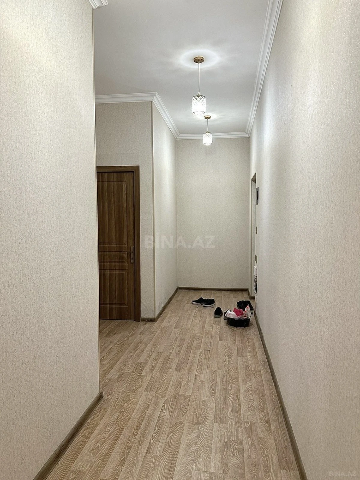 Satılır 2 otaqlı mənzil 68 m²