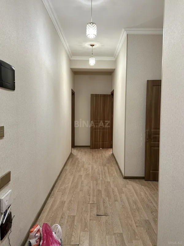 Satılır 2 otaqlı mənzil 68 m²