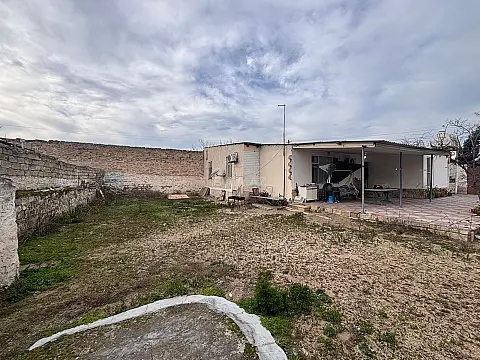 Satılır 4 otaqlı həyət evi 120 m²