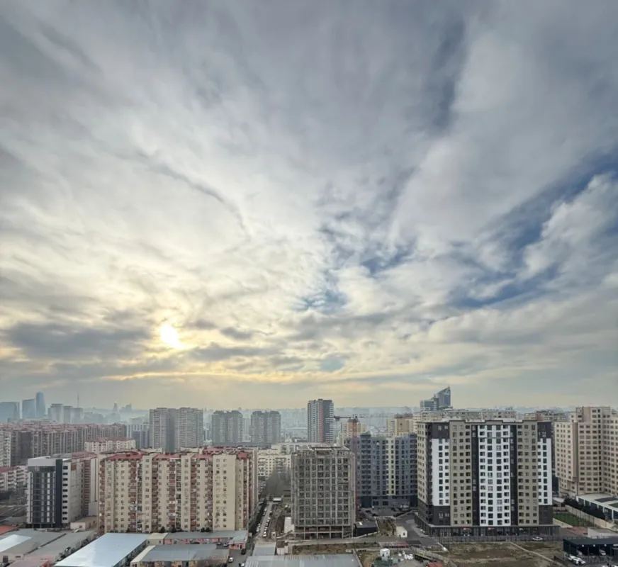 Satılır 2 otaqlı mənzil 66 m²