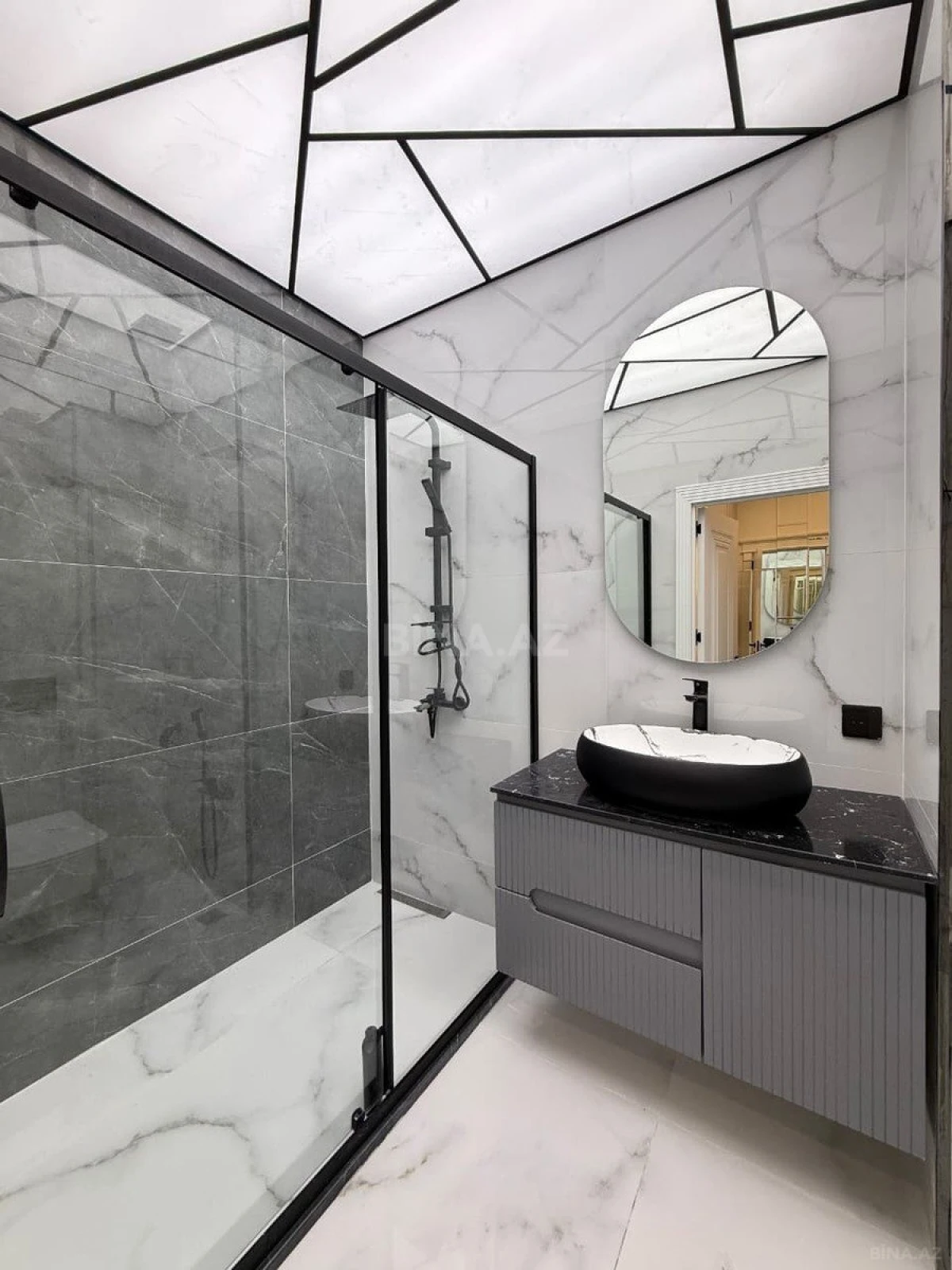 Satılır 2 otaqlı mənzil 66 m²