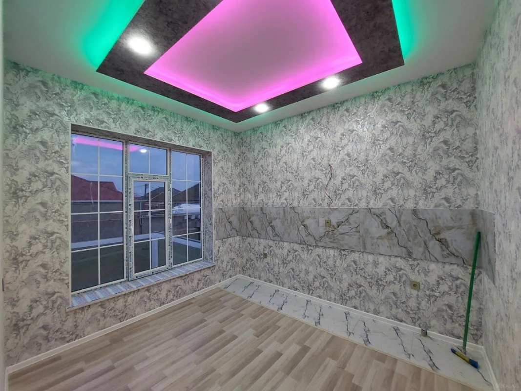 Satılır 4 otaqlı həyət evi 220 m²