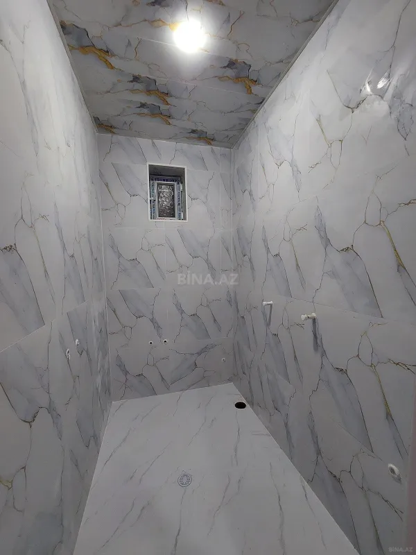 Satılır 4 otaqlı həyət evi 220 m²