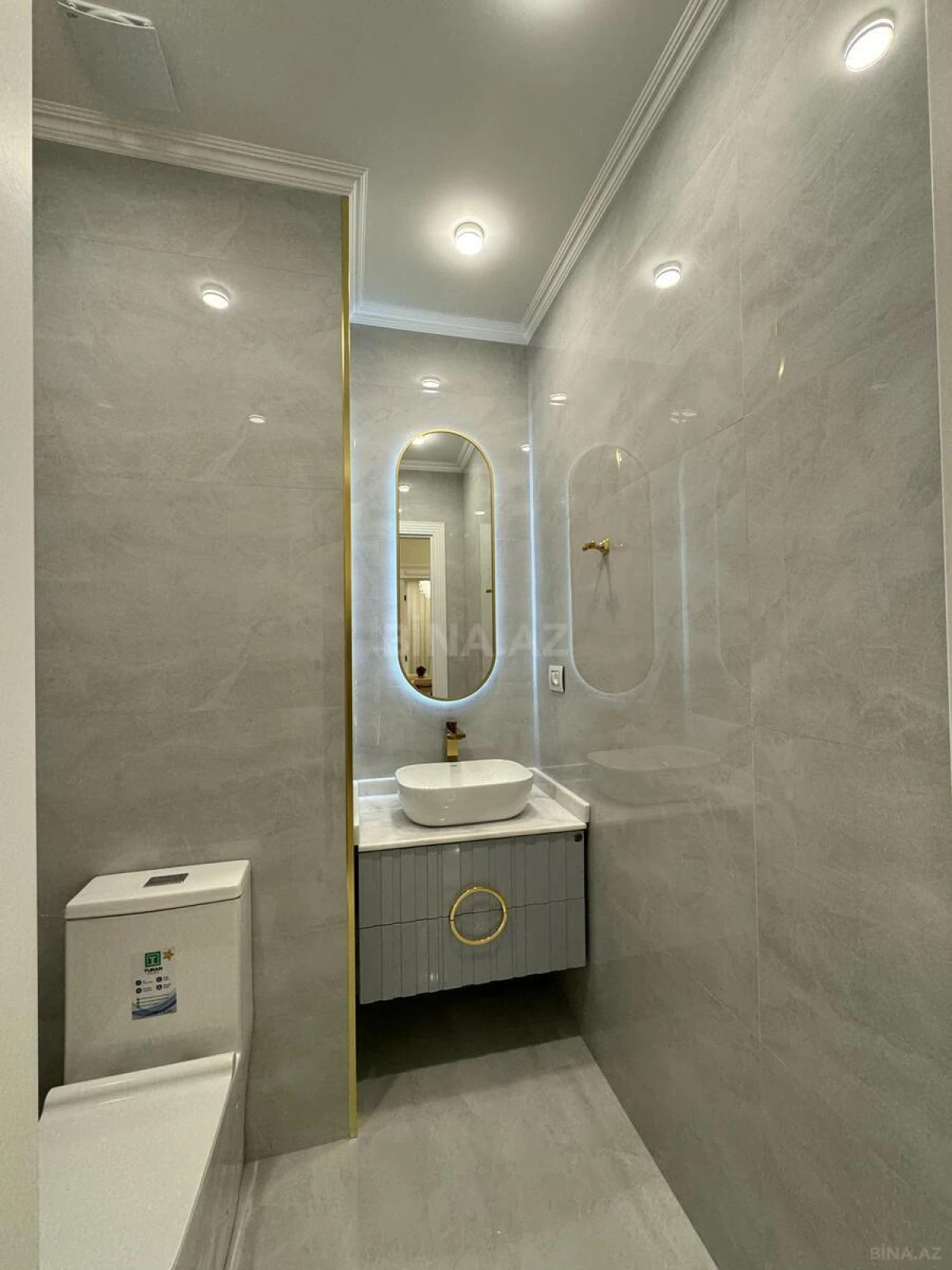 Satılır 3 otaqlı mənzil 125 m²