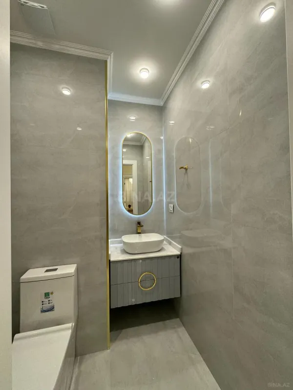 Satılır 3 otaqlı mənzil 125 m²