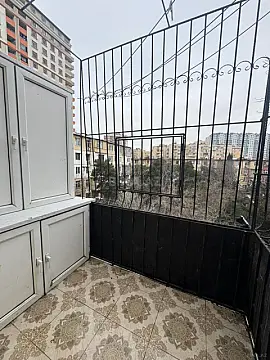 Satılır 2 otaqlı mənzil 55 m²
