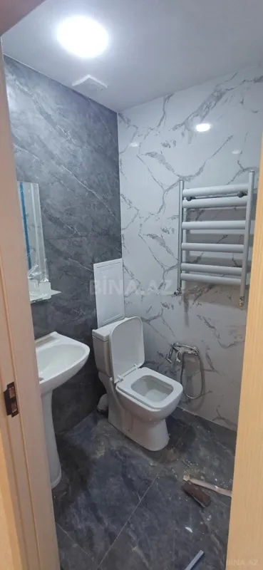 Satılır 2 otaqlı mənzil 76 m²