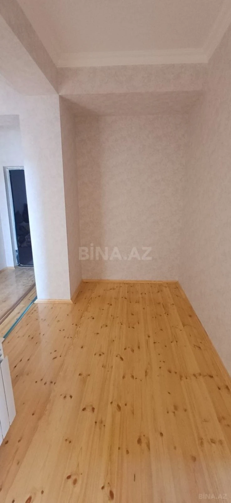 Satılır 2 otaqlı mənzil 76 m²