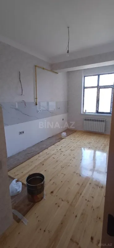 Satılır 2 otaqlı mənzil 76 m²