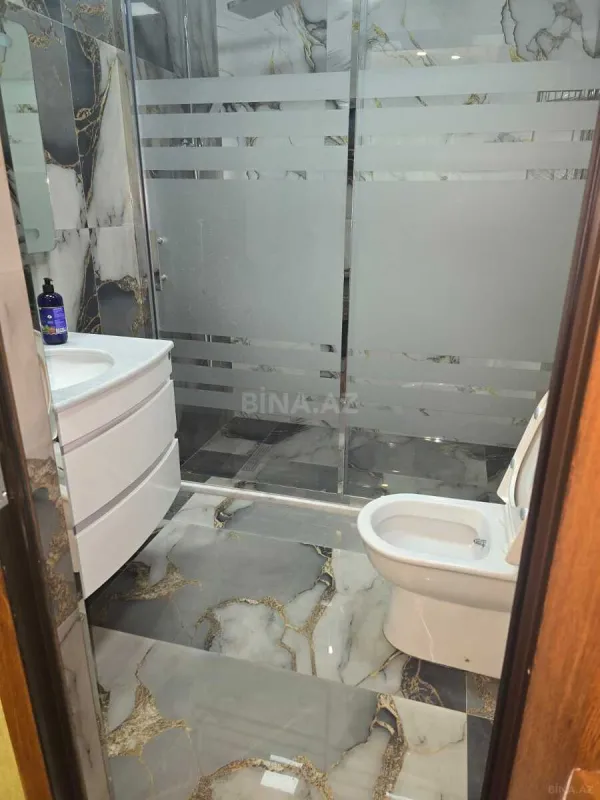 Kirayə verilir 3 otaqlı mənzil 160 m²