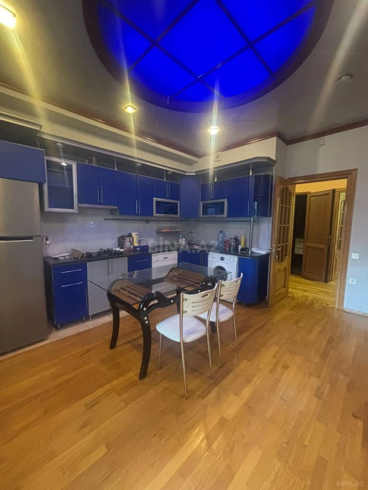 Kirayə verilir 3 otaqlı mənzil 160 m²