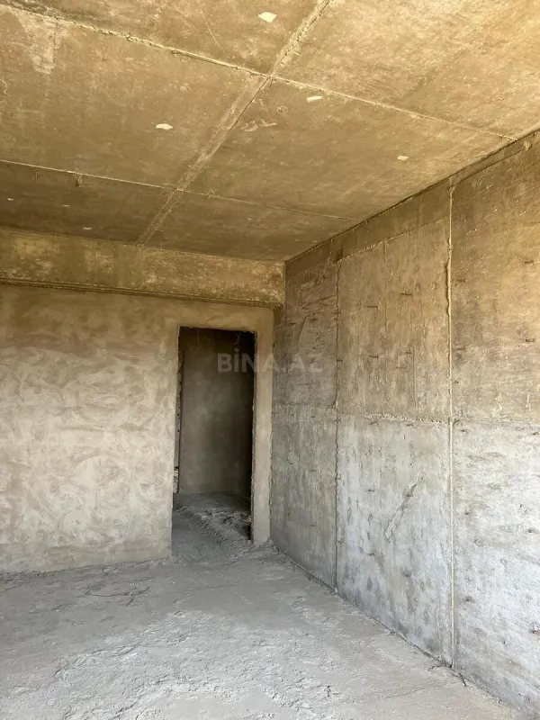 Satılır 4 otaqlı mənzil 168.5 m²