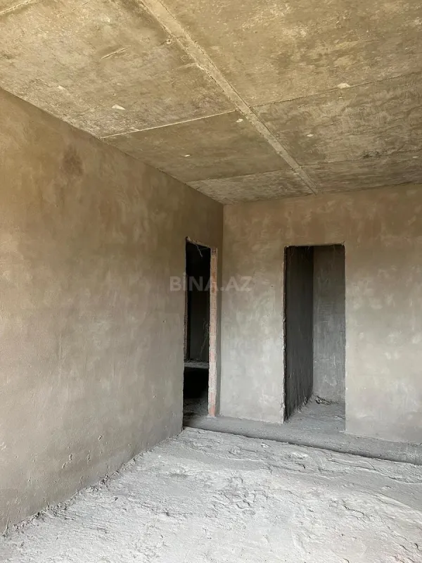 Satılır 4 otaqlı mənzil 168.5 m²