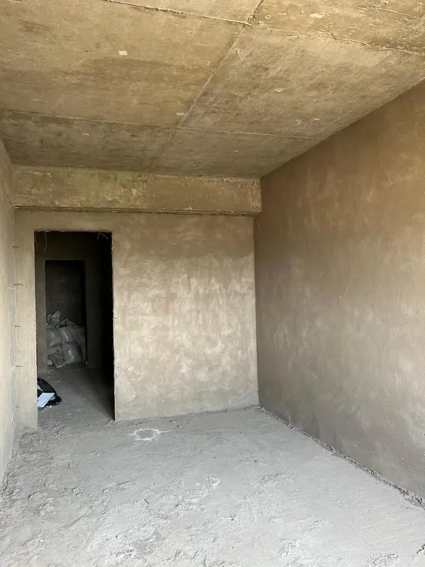 Satılır 4 otaqlı mənzil 168.5 m²