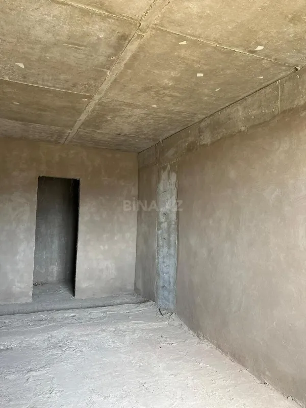 Satılır 4 otaqlı mənzil 168.5 m²