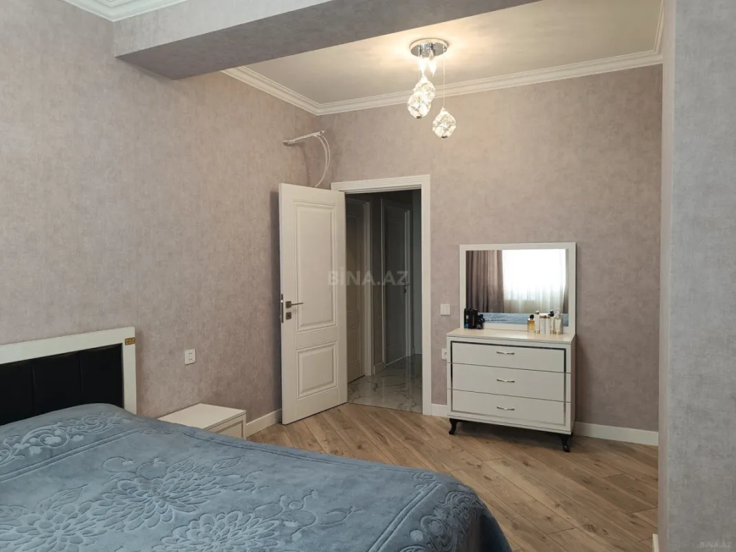 Kirayə verilir 2 otaqlı mənzil 75 m²