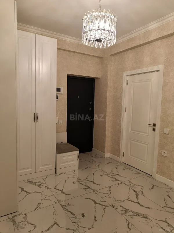 Kirayə verilir 2 otaqlı mənzil 75 m²