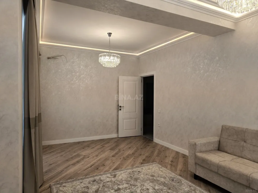 Kirayə verilir 2 otaqlı mənzil 75 m²