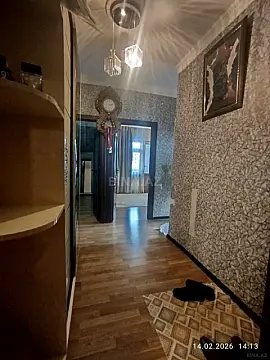Satılır 4 otaqlı mənzil 100 m²