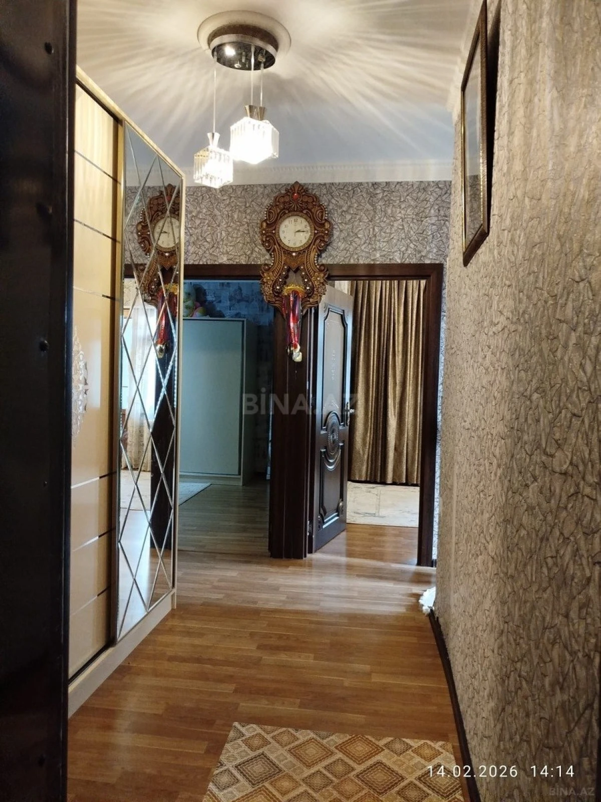 Satılır 4 otaqlı mənzil 100 m²