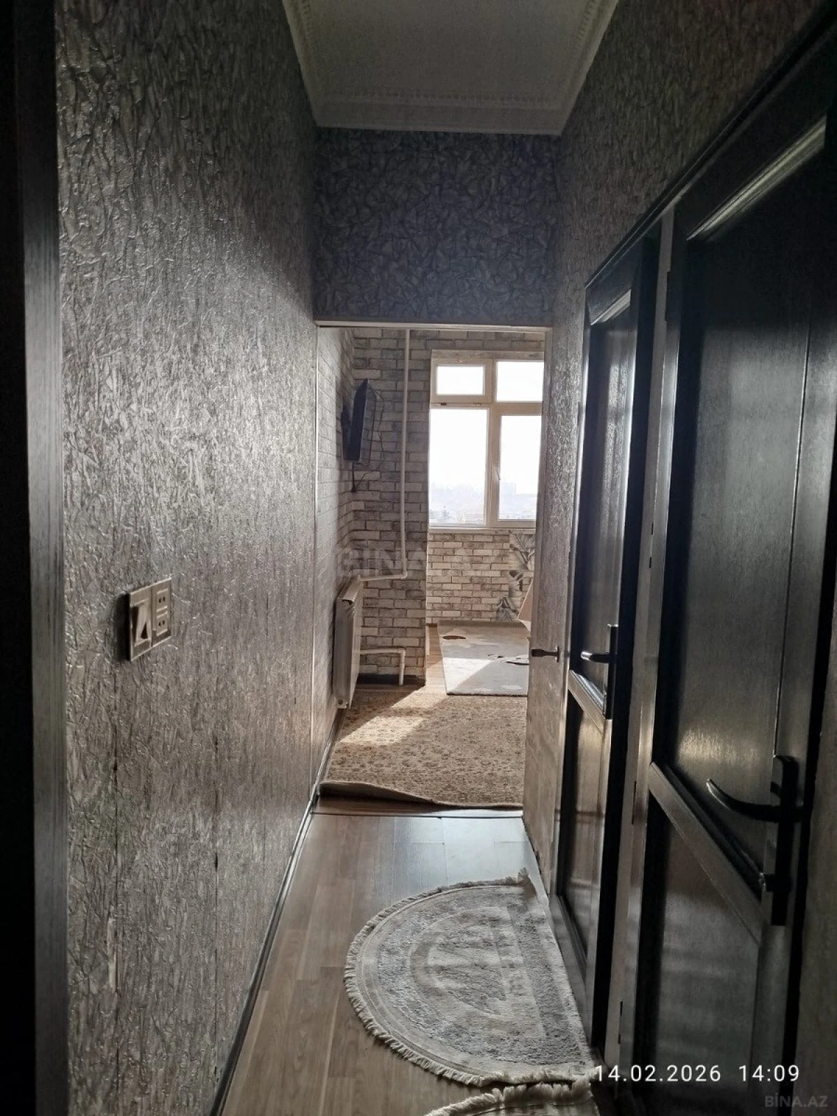 Satılır 4 otaqlı mənzil 100 m²