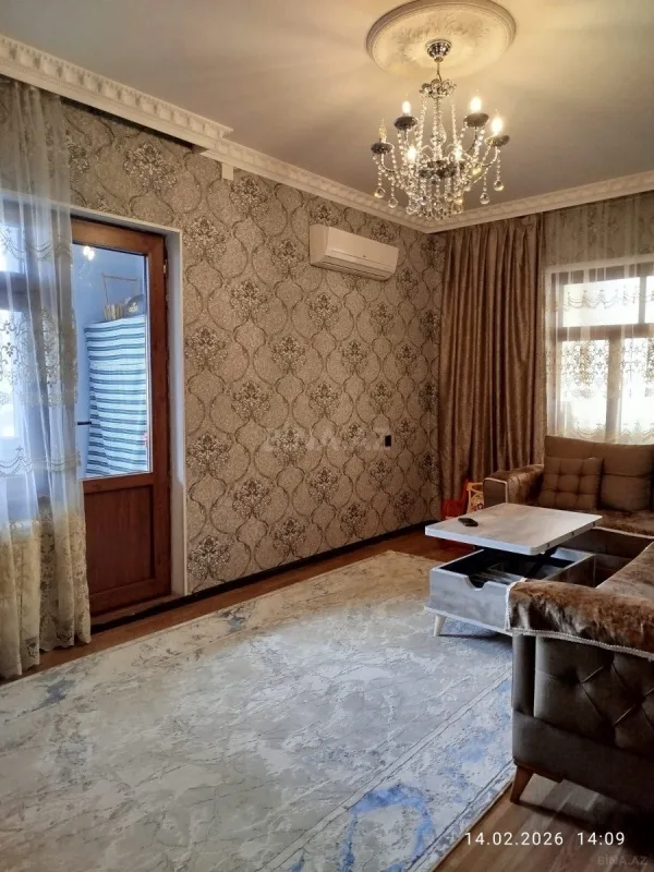 Satılır 4 otaqlı mənzil 100 m²