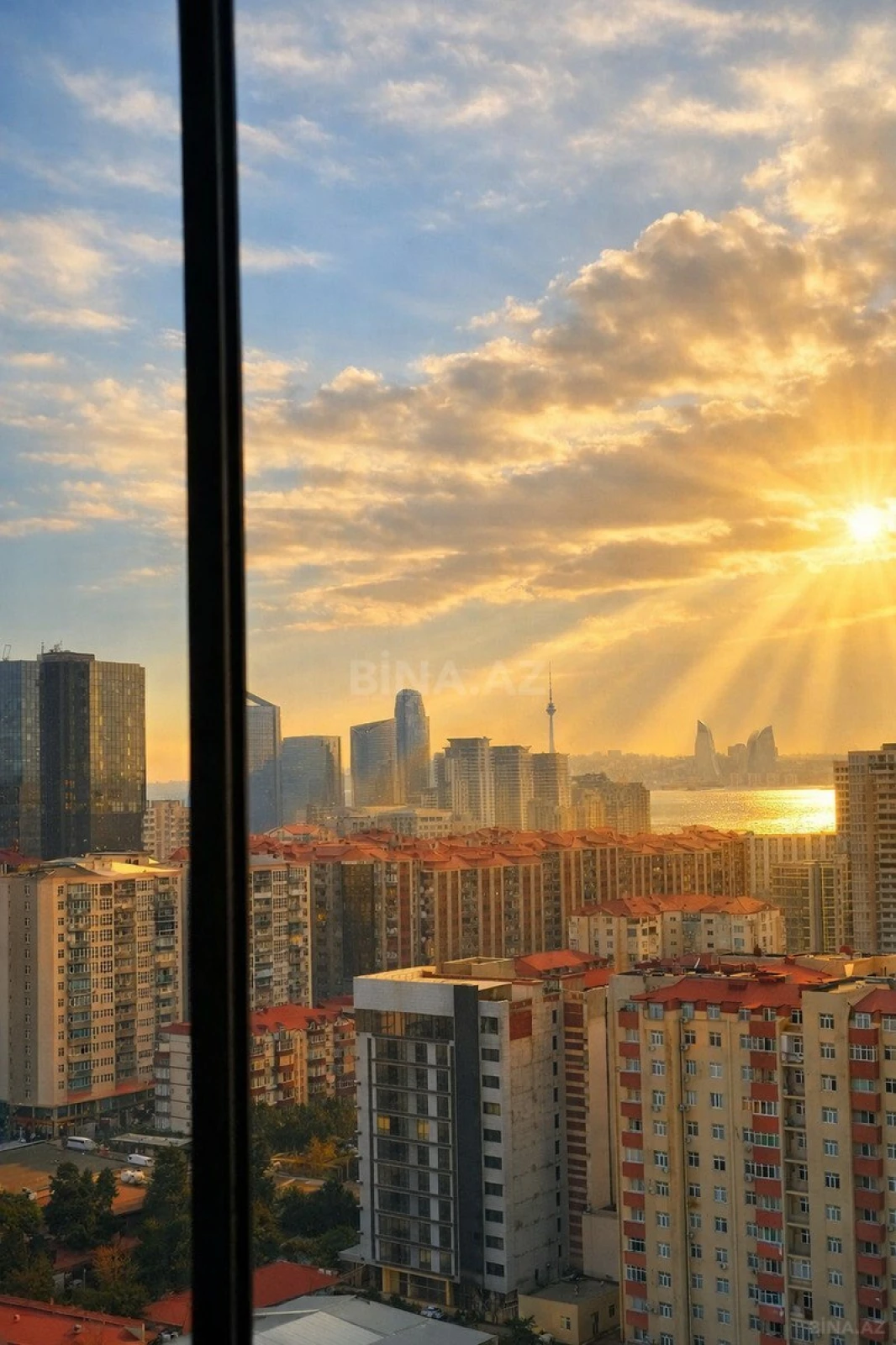 Satılır 3 otaqlı mənzil 124 m²