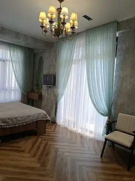 Satılır 3 otaqlı mənzil 120 m²