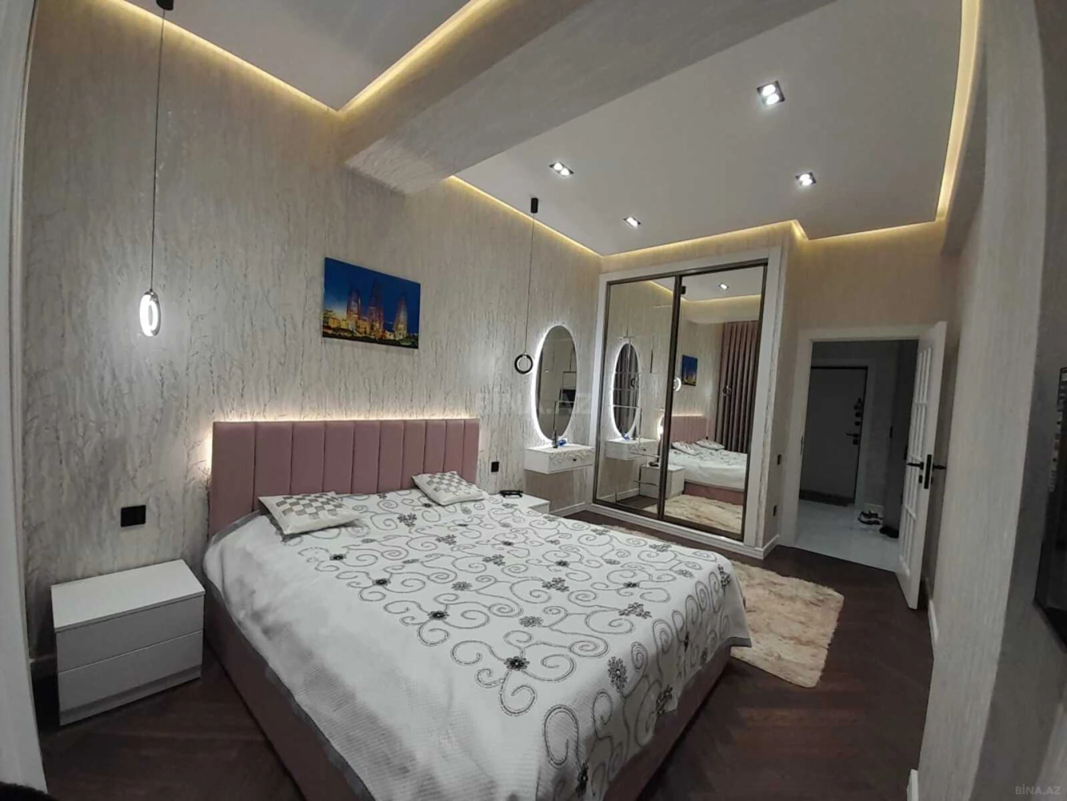 Satılır 2 otaqlı mənzil 55 m²