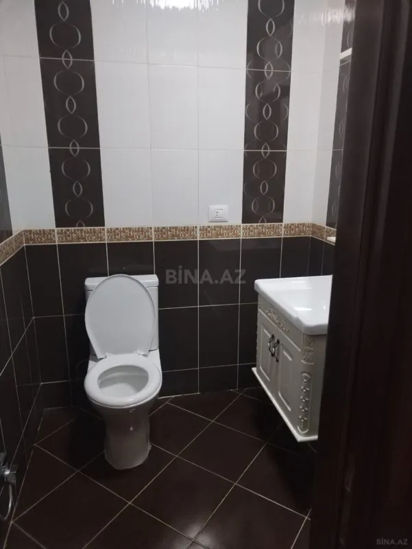 Satılır 4 otaqlı mənzil 140 m²