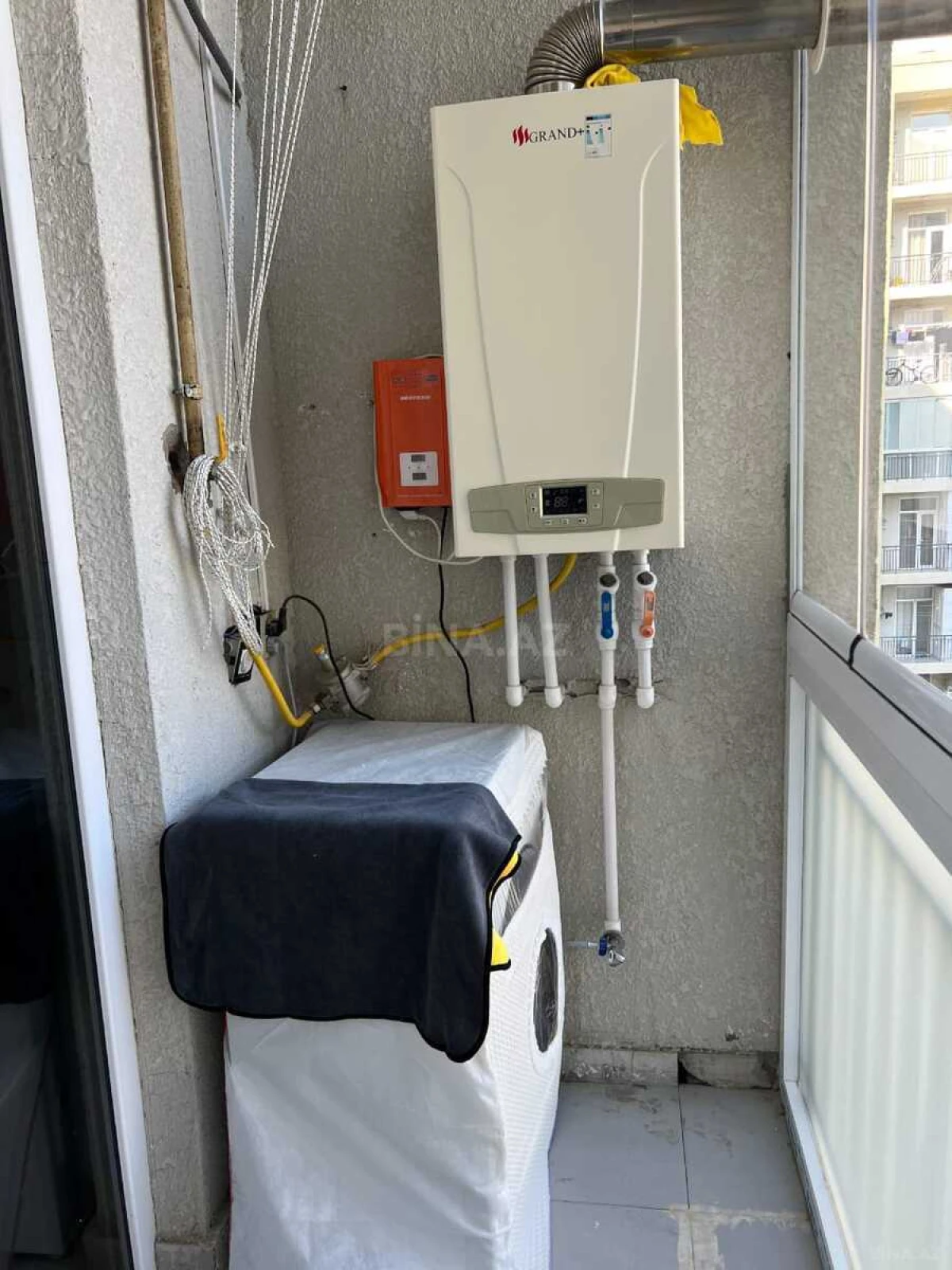 Satılır 2 otaqlı mənzil 60 m²