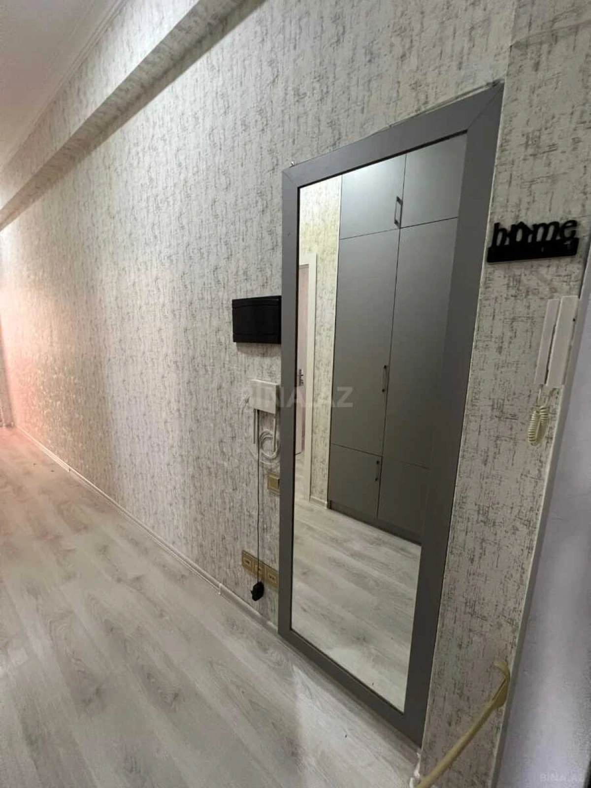 Satılır 2 otaqlı mənzil 60 m²
