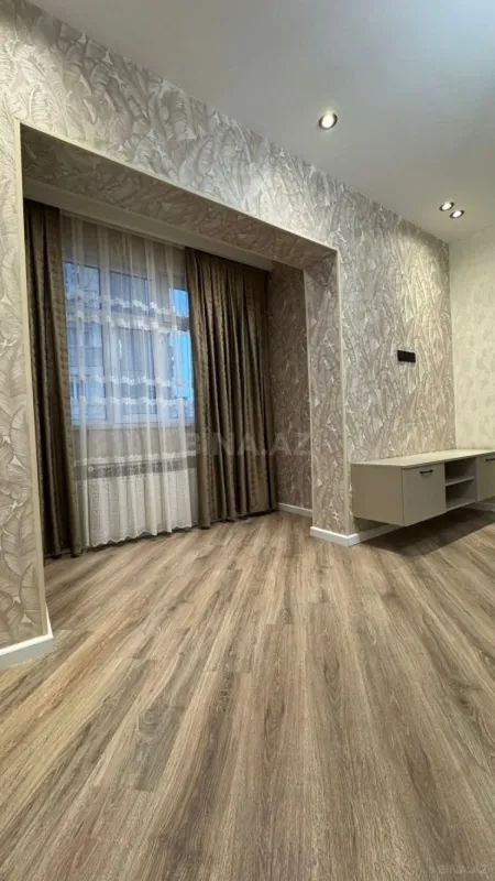 Satılır 1 otaqlı mənzil 45 m²