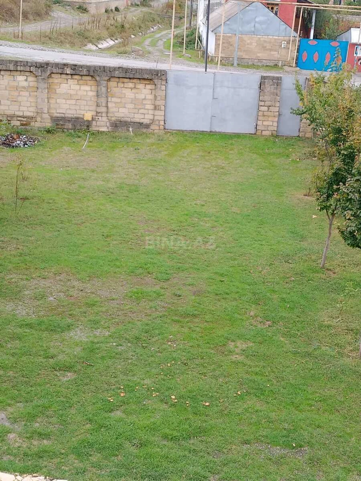 Satılır 7 otaqlı həyət evi 280 m²