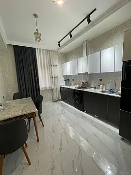 Kirayə verilir 3 otaqlı mənzil 105 m²
