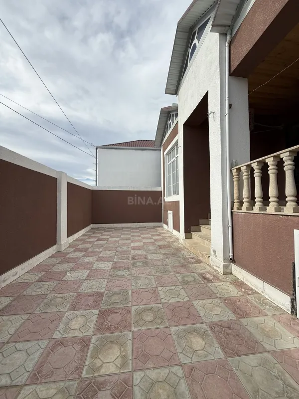 Satılır 3 otaqlı həyət evi 100 m²