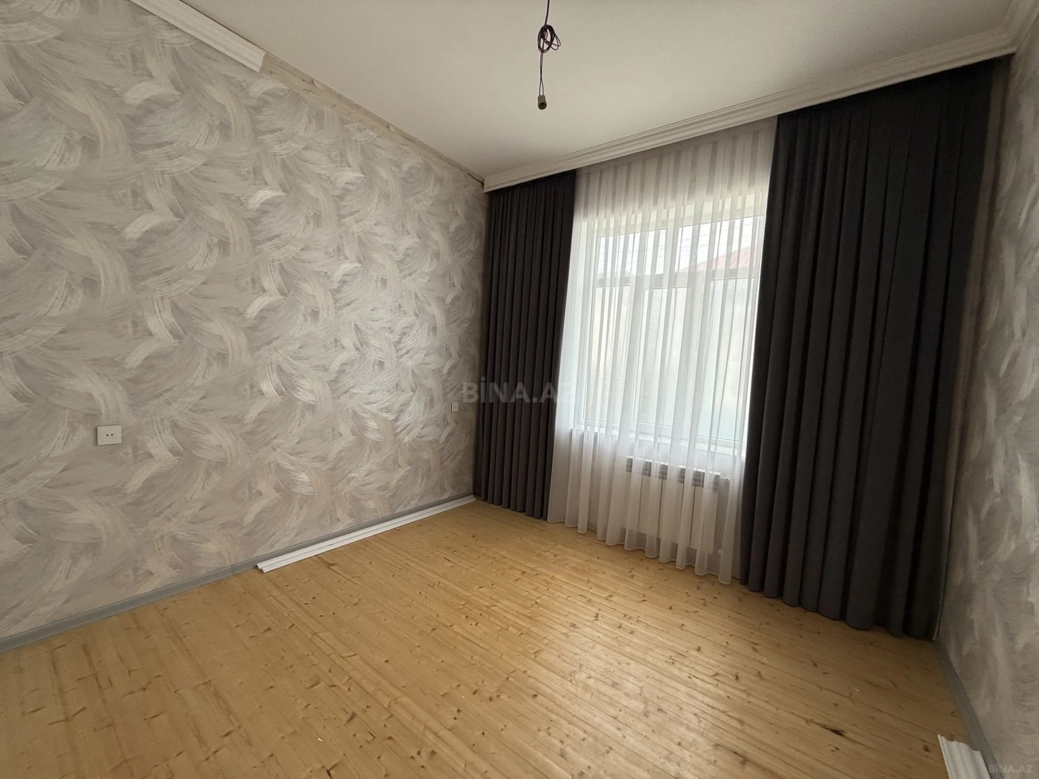 Satılır 3 otaqlı həyət evi 100 m²
