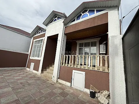 Satılır 3 otaqlı həyət evi 100 m²