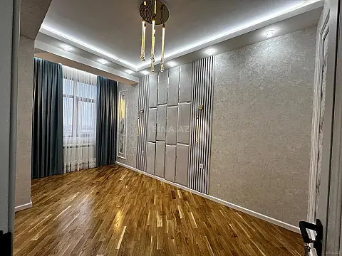 Satılır 2 otaqlı mənzil 77 m²