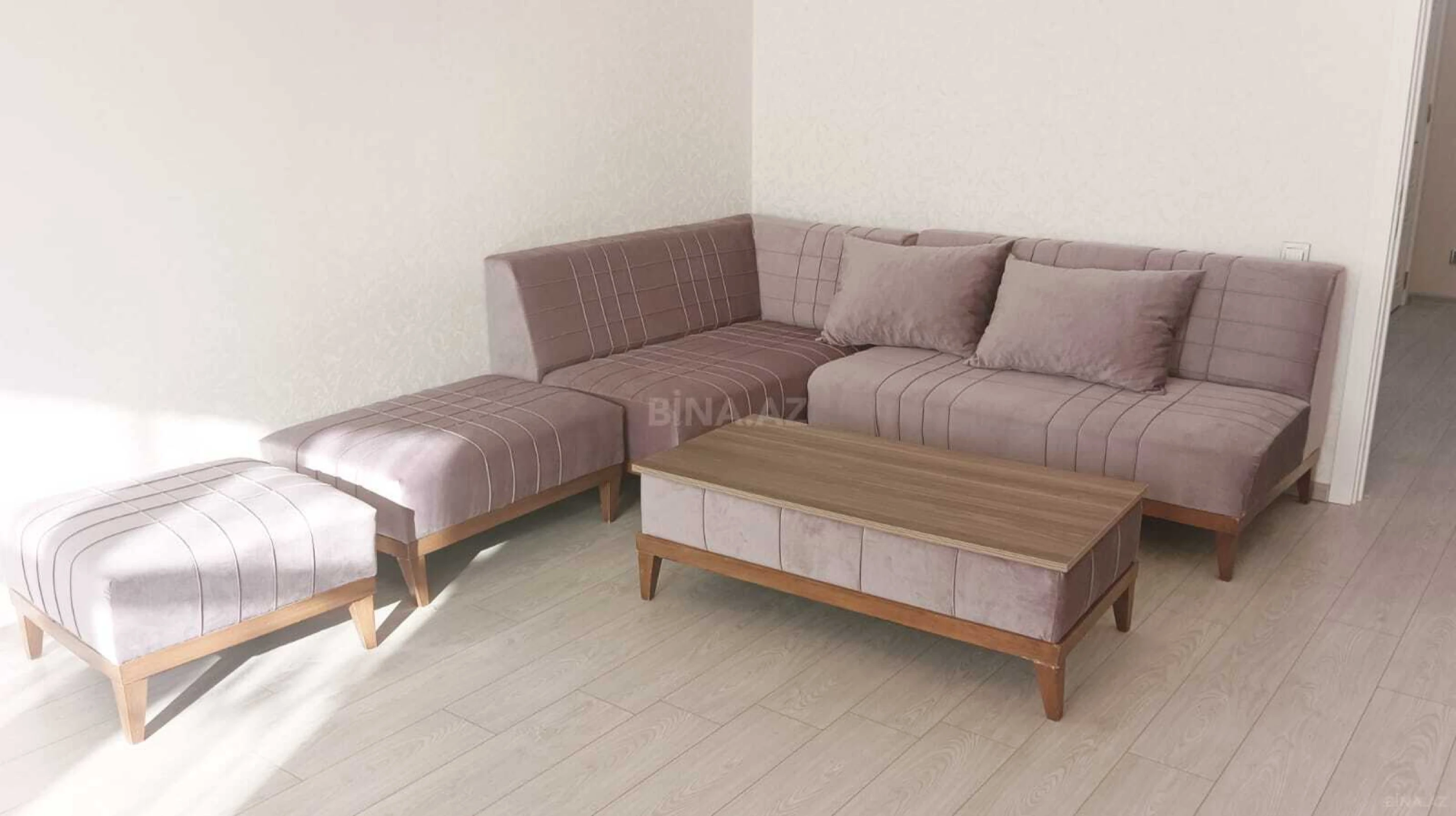 Satılır 2 otaqlı mənzil 105 m²