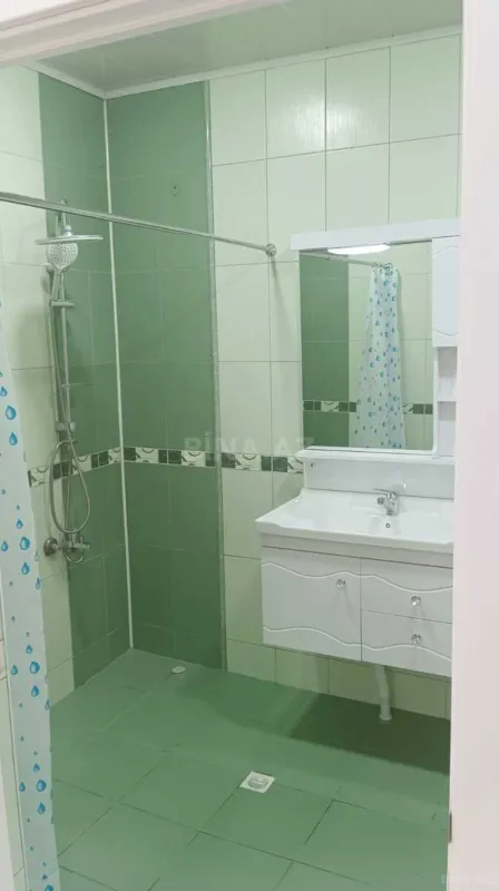 Satılır 2 otaqlı mənzil 105 m²