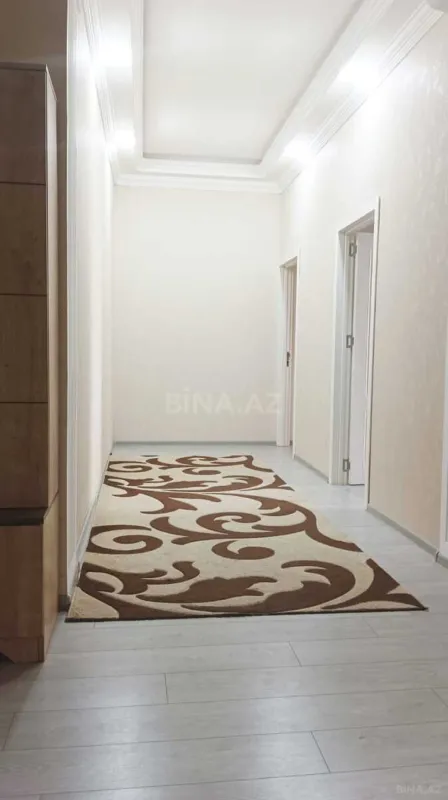 Satılır 2 otaqlı mənzil 105 m²