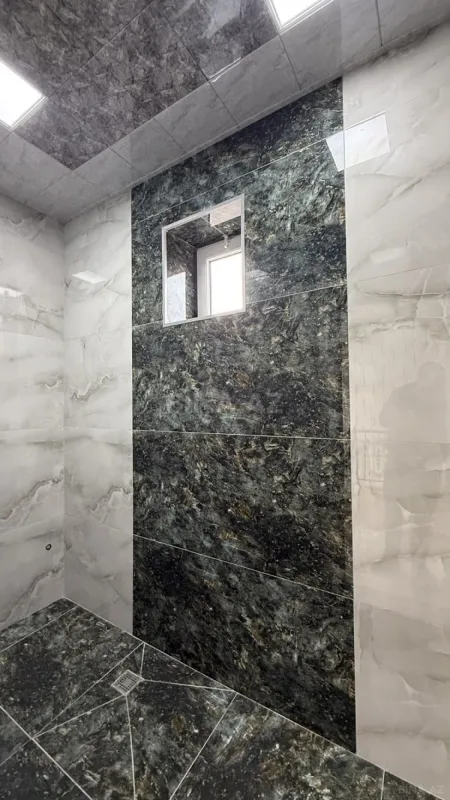 Satılır 5 otaqlı həyət evi 200 m²