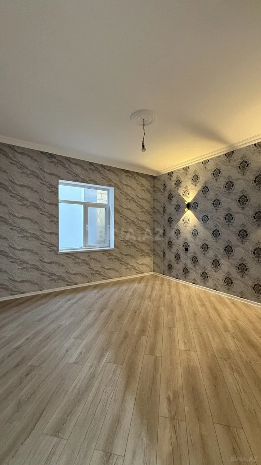 Satılır 5 otaqlı həyət evi 200 m²