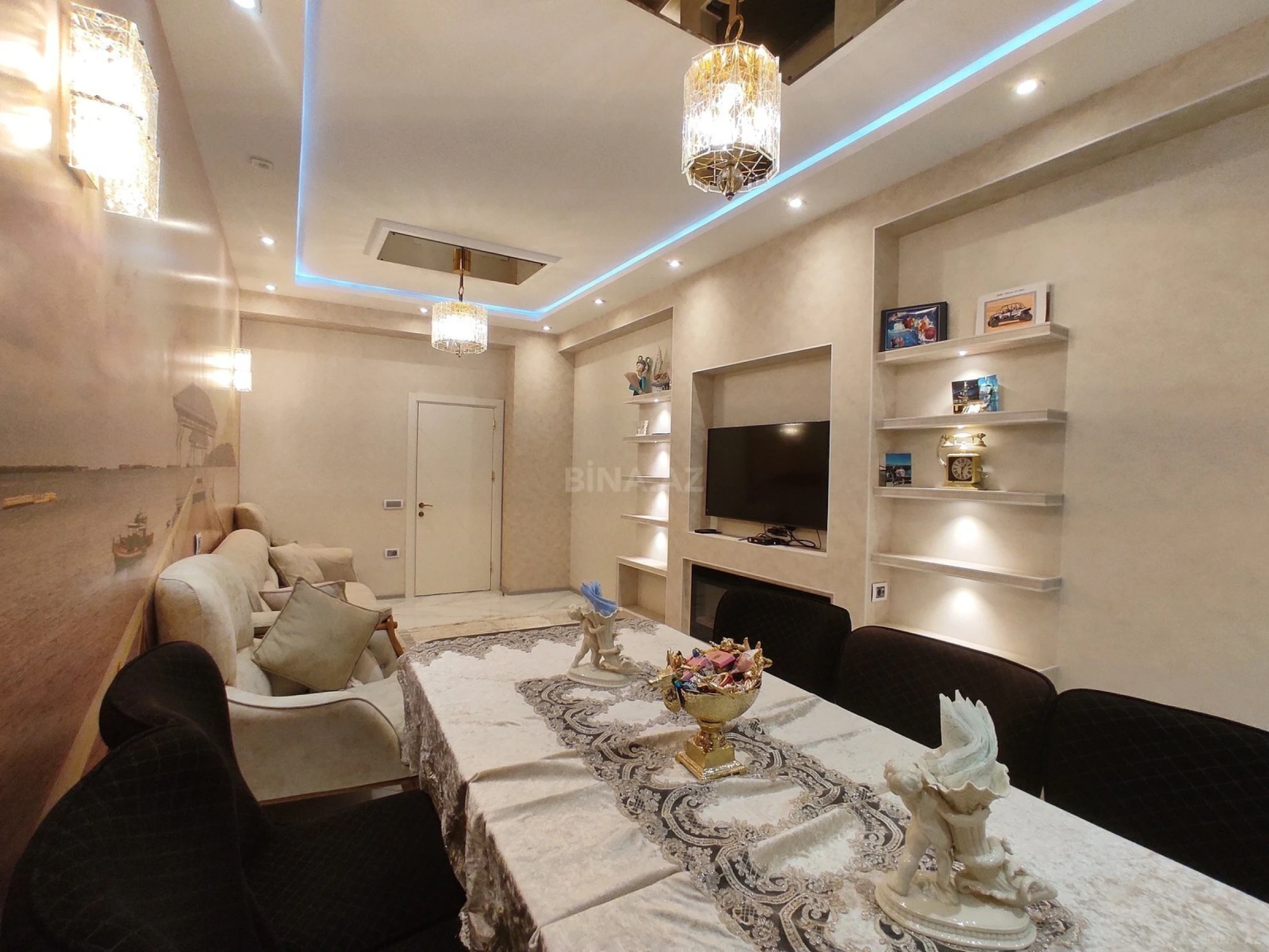 Satılır 3 otaqlı mənzil 126 m²